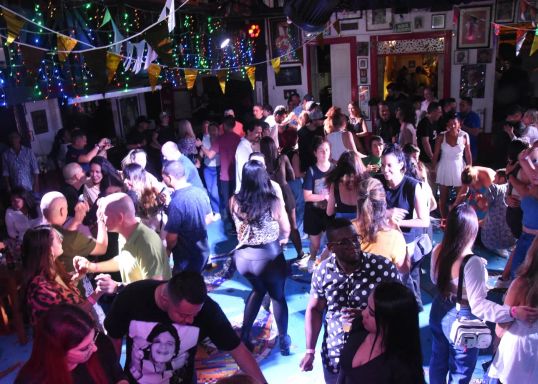 Orquesta La Central Live at Son Havana