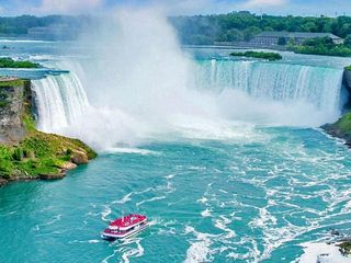 Niagara Falls Day Tour from Toronto