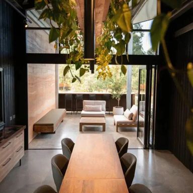 Warrior Restaurant & Bar