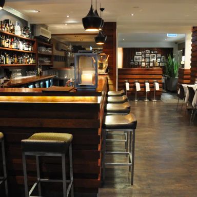 Black Hide Steak & Seafood Caxton Street