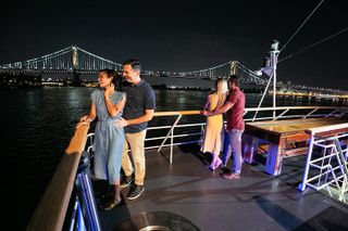 City Cruises Philadelphia: Signature Dinner Cruise with Buffet