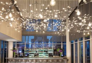 Ellie's Restaurant & Lounge