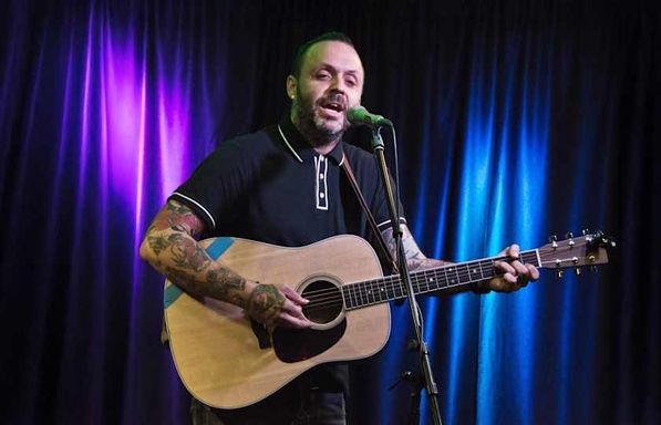 Justin Furstenfeld
