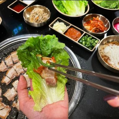 백정 에드먼튼 Baekjeong Korean BBQ House in Edmonton