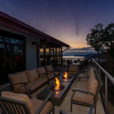 Baxter's Lakeside Grille