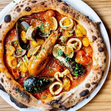Cheekys Pizza + Bar