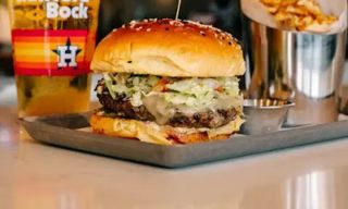 Spectator's Bar & Grill