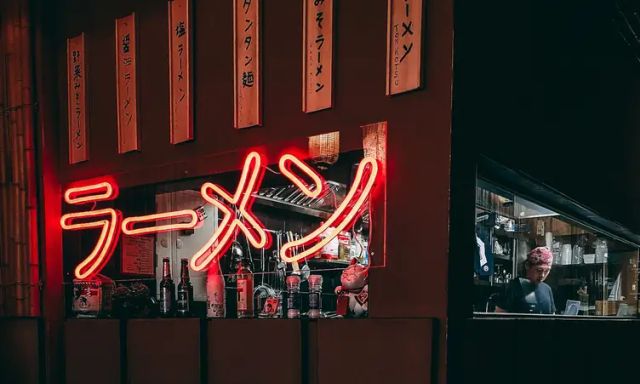 Mikaku Ramen & Temaki