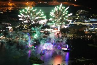 Private Helicopter 77 Miles Fireworks Tour over all Theme Parks