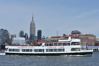 Circle Line: 1.5hr - New York City Landmarks Cruise