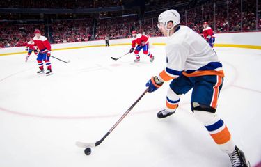 Boston Bruins at New York Islanders