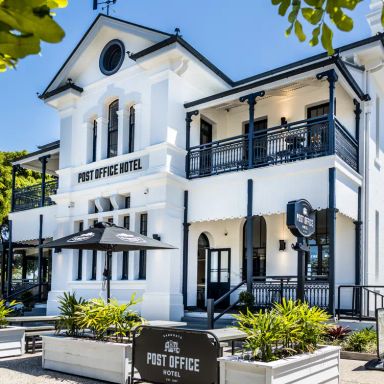 Sandgate Post Office Hotel