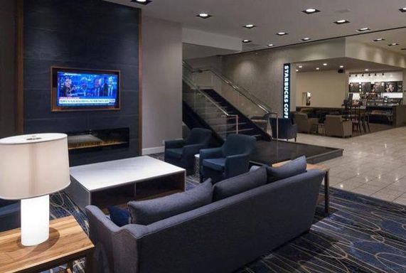 DoubleTree by Hilton London Ontario