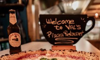 Val's - Restaurant Pizzeria