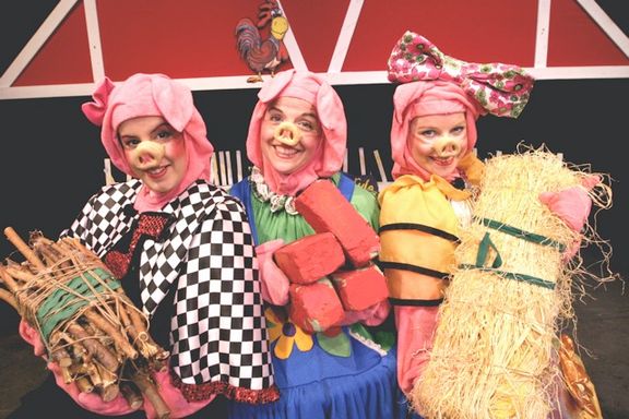The Three Little Pigs at Stahl Family Theatre