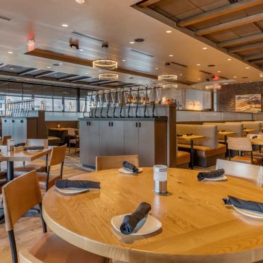 Cooper's Hawk Winery & Restaurant - Troy