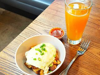 Houston Downtown Food Tour with 6 Tastings of Tradition & Fusion