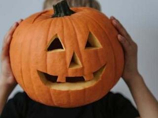 Pumpkin Carving Contest at The Wood