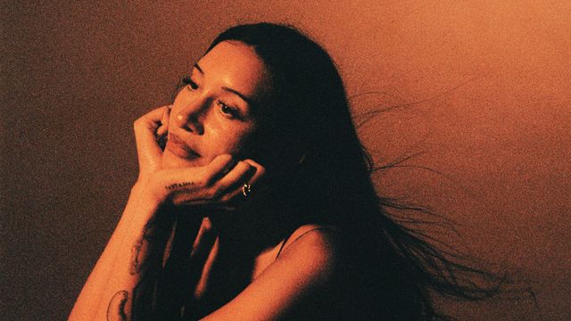 Julia Wolf - Deep End World Tour