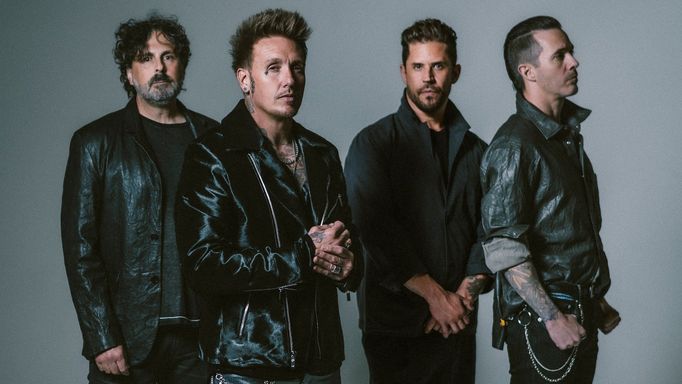 Papa Roach & Rise Against: Rise of the Roach Tour