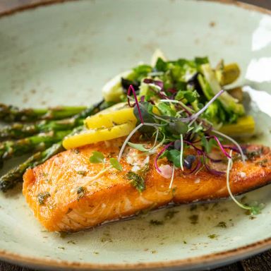 Cru Food and Wine Bar - Fenton