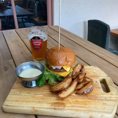 Pig & Whistle Tavern - Olinda