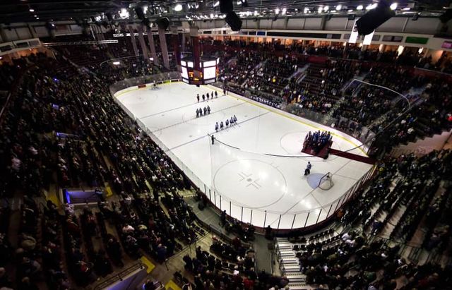 Windsor Spitfires at Brampton Steelheads