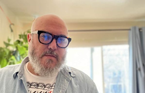 Constant Smiles with The Reds, Pinks & Purples