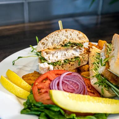 Streetlight Kitchen & Bar