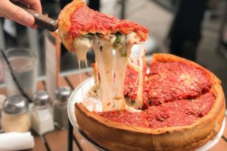 Chicago: Gangsters and Food Tasting Walking Tour