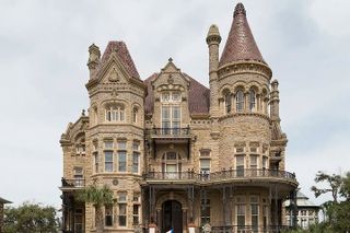 Galveston Mansions and Murder Walking Tour