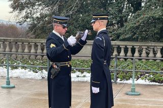 Arlington National Cemetery Walking Tour with Historian