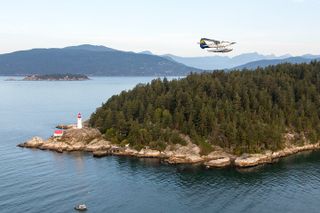 Vancouver Extended Seaplane Tour — Howe Sound & Islands