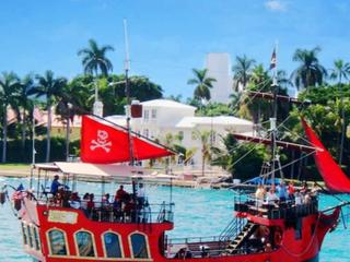 Miami: Pirate Boat Sightseeing Cruise