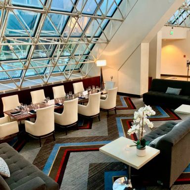 Solarium Kitchen & Bar