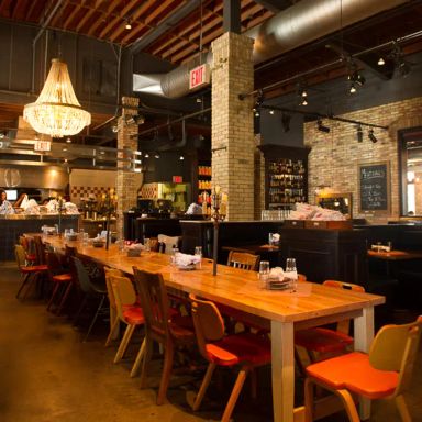 Scaddabush Italian Kitchen & Bar - Square One
