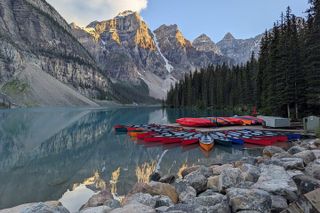 Lake Louise Moraine Lake Shuttle from Calgary Canmore Banff