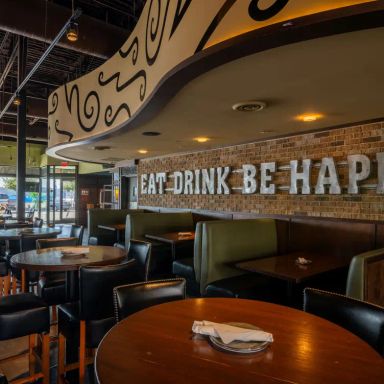Bar Louie - Music Factory