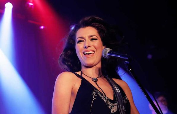 Jessica Lynn - A Very Merry Classic Christmas