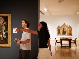 Expert Tour: Facets of Family