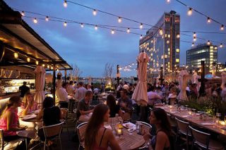 NYC Nightlife Tour with a Local: Private & Personalized