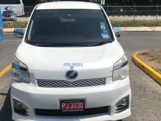 Montego Bay Airport Private Taxi Transfer To Negril Hotels 