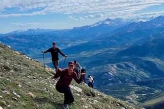 Denali 5 Hour Hiking Tour with Naturalist Guide