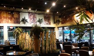 Symposium Cafe Restaurant - Oakville