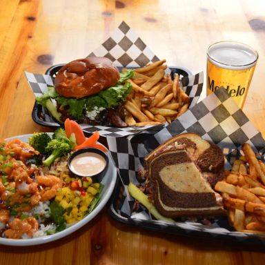 Bar & Grill