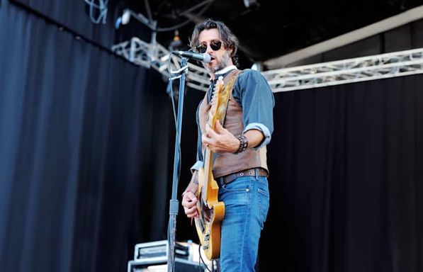 Roger Clyne and the Peacemakers