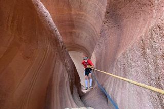 East Zion: Coral Sands Half-day Canyoneering Tour