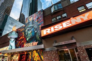 New York City Fortune Tour 1-Day Sightseeing Adventure