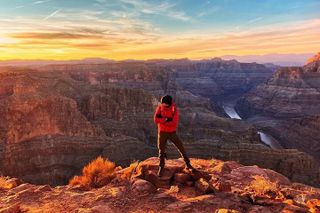 VIP Luxury Grand Canyon West and Hoover Dam with Skywalk