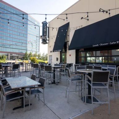 Bar Louie - Music Factory